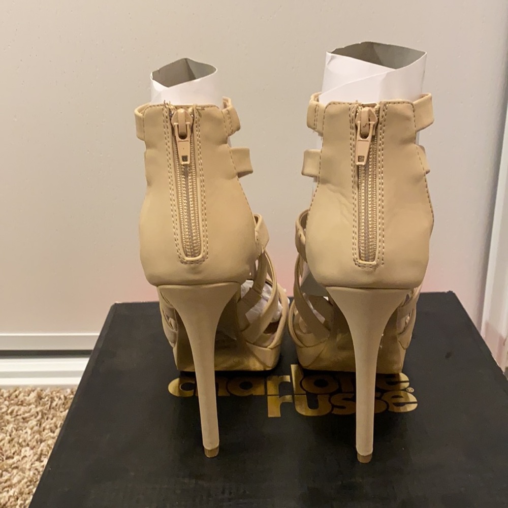 heels - Picture 2 of 2